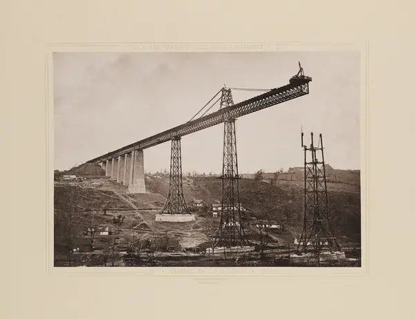 Monte Escalier 03 Monte escalier Échassières